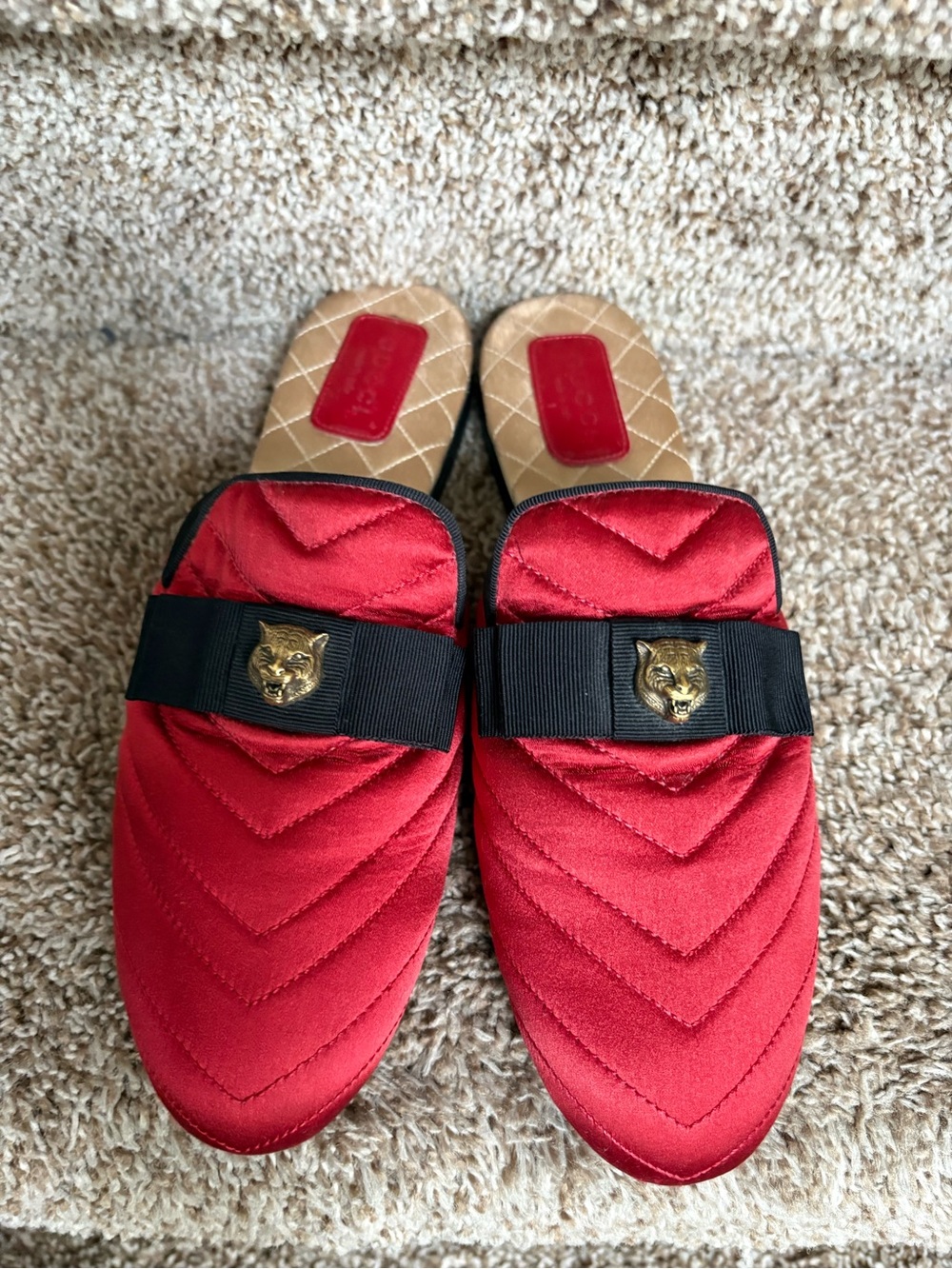 Gucci Women’s Red Satin Quilted Chevron Feline HeadSlip On Mules